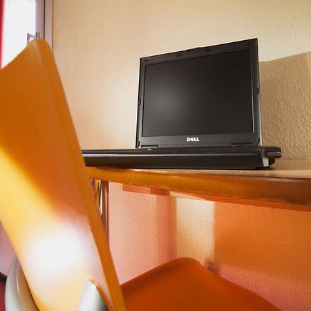 Premiere Classe Évreux Rom bilde A Dell Studio 17